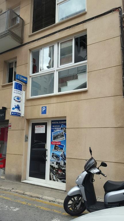 Hostal Europa Tarragona Kültér fotó